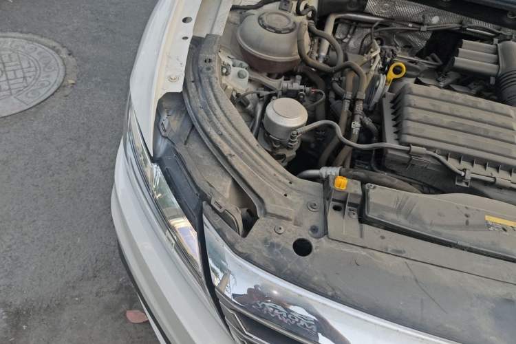 Used Volkswagen Lavida 2021 280TSI DSG Luxury Edition Engine Bay Right