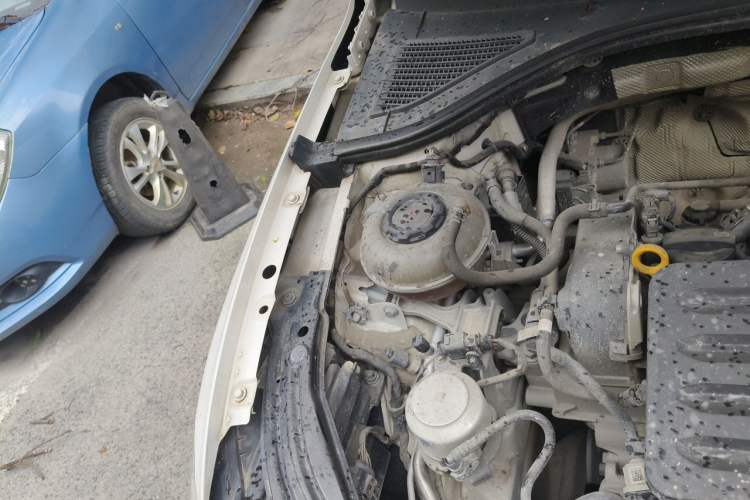 Used Volkswagen Lavida 2021 1.5L Automatic Comfort Edition Engine Bay Right