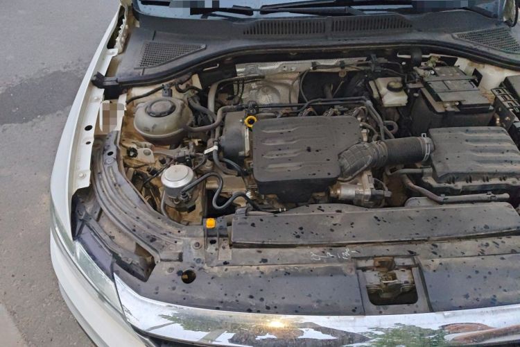 Used Volkswagen Lavida 2021 1.5L Automatic Vision Edition Engine Bay Right