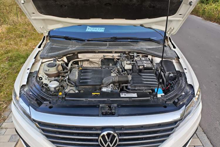 Used Volkswagen Lavida 2021 1.5L Automatic Fashion Edition Engine Bay