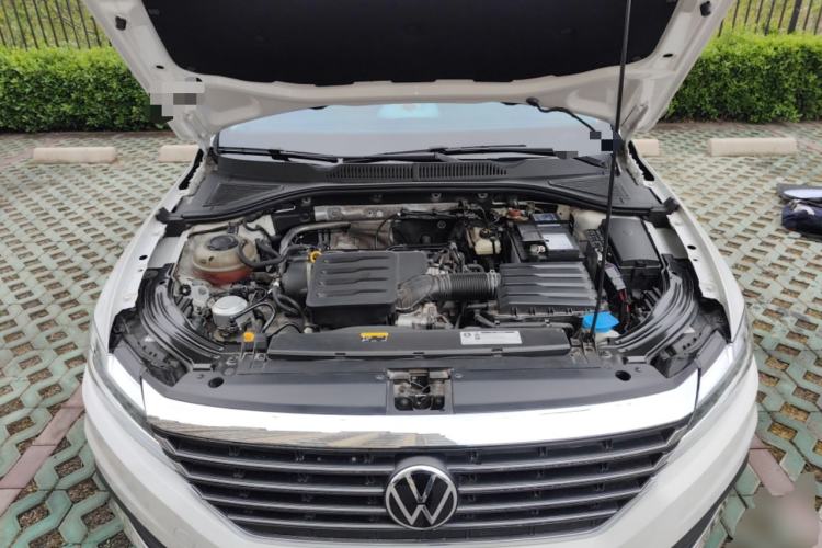 Used Volkswagen Lavida 2021 1.5L Automatic Fashion Edition Engine Bay