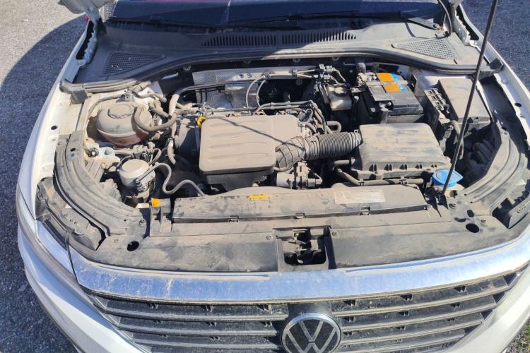 Used Volkswagen Lavida 2021 1.5L Automatic Fashion Edition Engine Bay