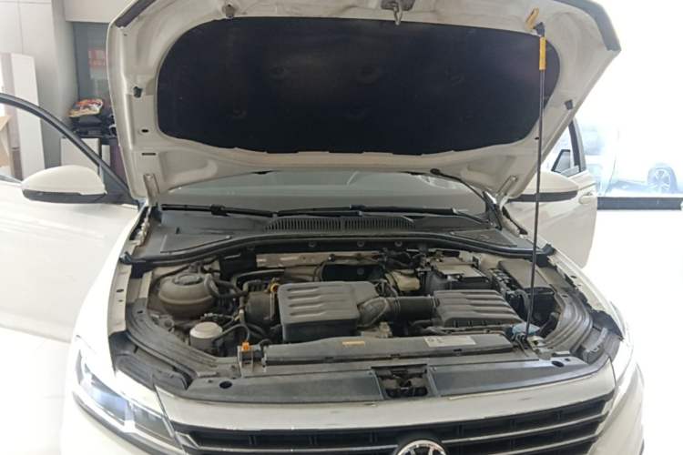 Used Volkswagen Lavida 2021 1.5L Automatic Comfort Edition Engine Bay