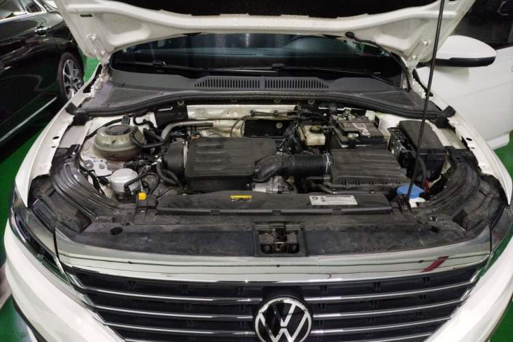 Used Volkswagen Lavida 2021 1.5L Automatic Comfort Edition Engine Bay