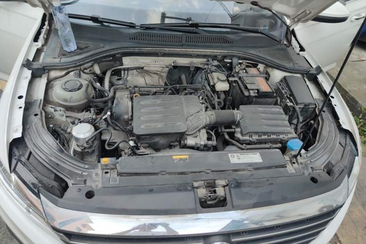 Used Volkswagen Lavida 2021 1.5L Automatic Comfort Edition Engine Bay