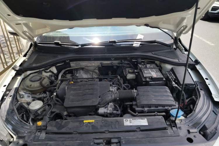 Used Volkswagen Lavida 2021 1.5L Automatic Comfort Edition Engine Bay