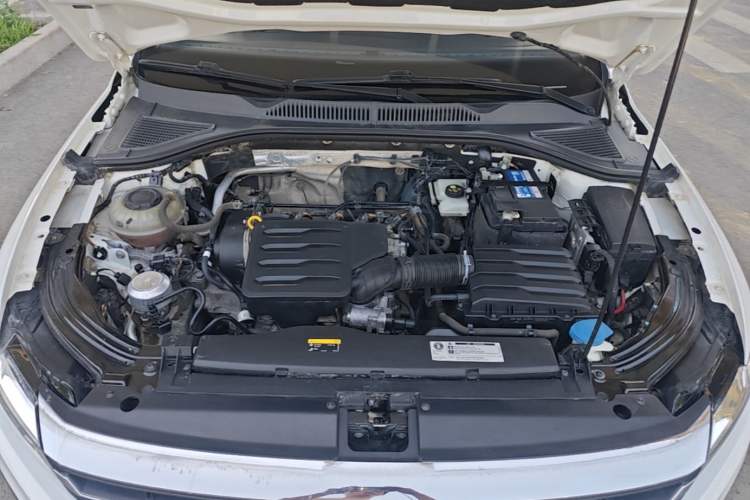 Used Volkswagen Lavida 2021 1.5L Automatic Vision Edition Engine Bay