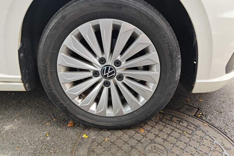 Used Volkswagen Lavida 2021 1.5L Automatic Comfort Edition Exterior 1