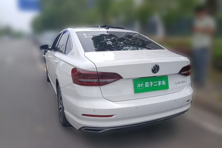 Used Volkswagen Lavida 2021 1.5L Automatic Comfort Edition Exterior 2
