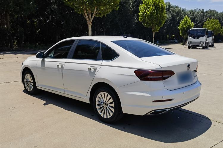 Used Volkswagen Lavida 2021 1.5L Automatic Comfort Edition Exterior 2