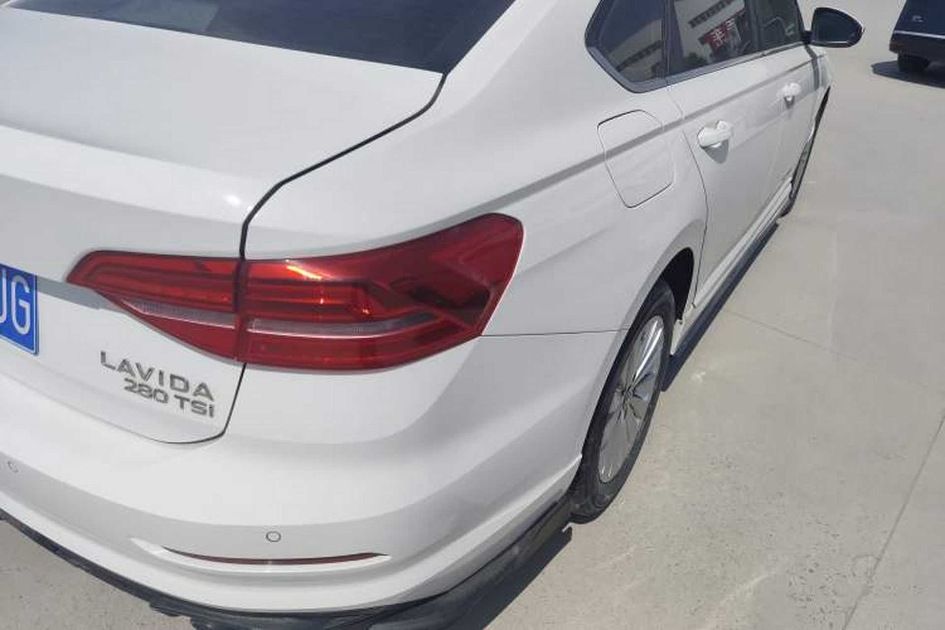 Used Volkswagen Lavida 2021 280TSI DSG Comfort Edition Exterior 3