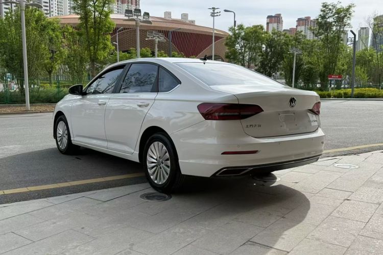 Used Volkswagen Lavida 2021 1.5L Automatic Comfort Edition Exterior 3