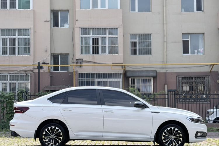 Used Volkswagen Lavida 2021 280TSI DSG Comfort Edition Exterior 3