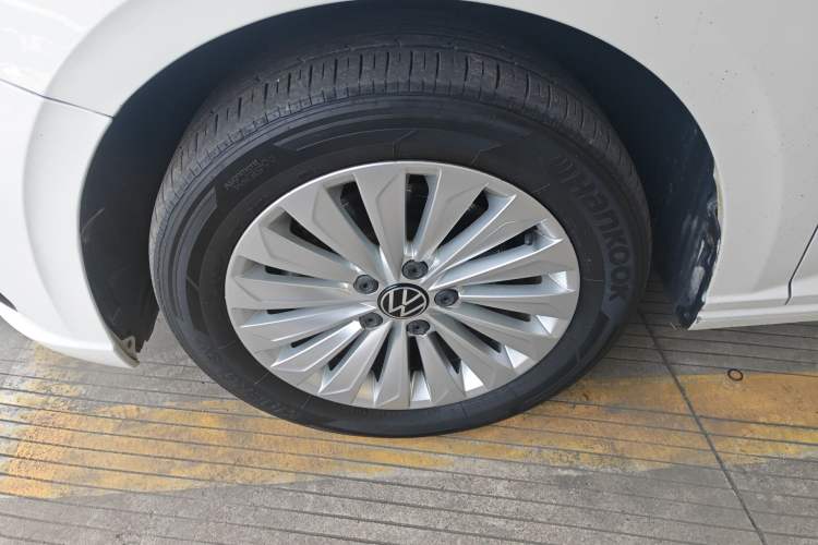 Used Volkswagen Lavida 2021 280TSI DSG Comfort Edition Exterior 4
