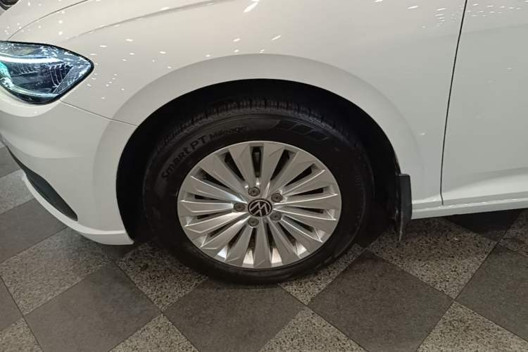 Used Volkswagen Lavida 2021 280TSI DSG Comfort Edition Exterior 4