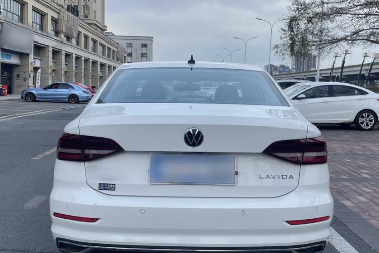 Used Volkswagen Lavida 2021 1.5L Automatic Vision Edition Exterior 5