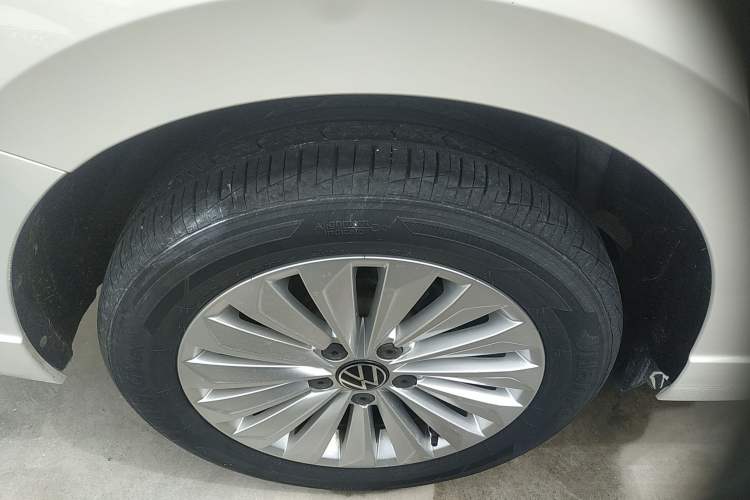 Used Volkswagen Lavida 2021 280TSI DSG Comfort Edition Exterior 5