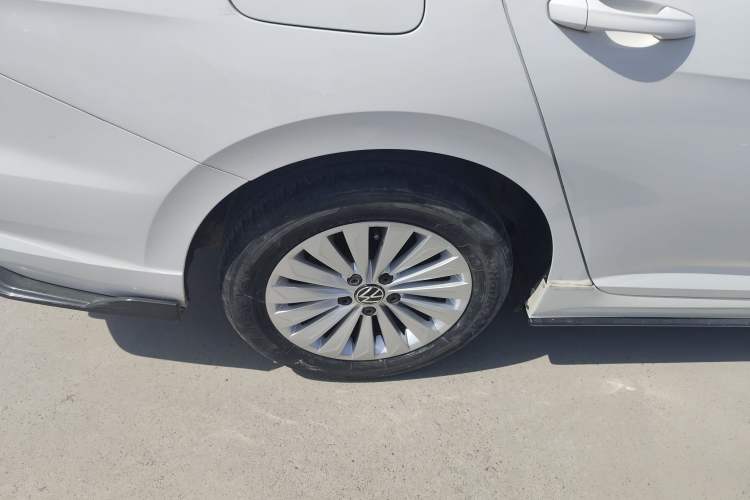 Used Volkswagen Lavida 2021 280TSI DSG Comfort Edition Exterior 5