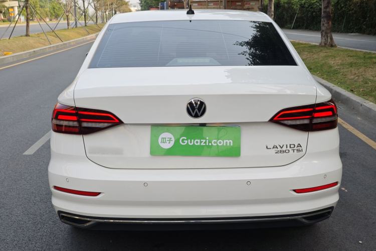 Used Volkswagen Lavida 2021 280TSI DSG Comfort Edition Exterior 5
