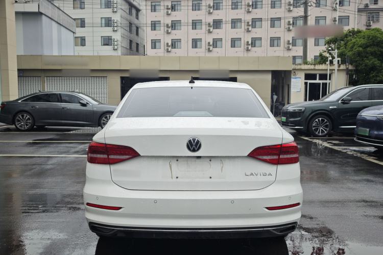 Used Volkswagen Lavida 2021 1.5L Automatic Vision Edition Exterior 6