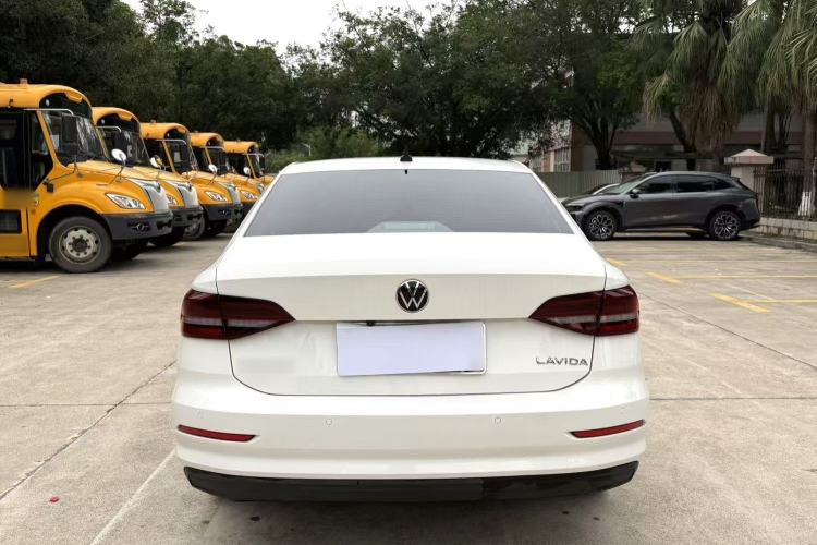 Used Volkswagen Lavida 2021 1.5L Automatic Fashion Edition Exterior 7