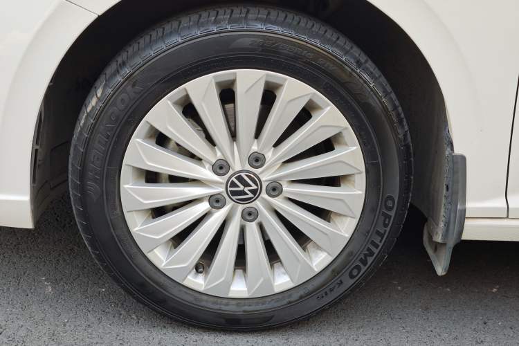 Used Volkswagen Lavida 2021 280TSI DSG Comfort Edition Exterior 8