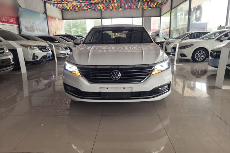 Used Volkswagen Lavida 2021 1.5L Automatic Comfort Edition Front