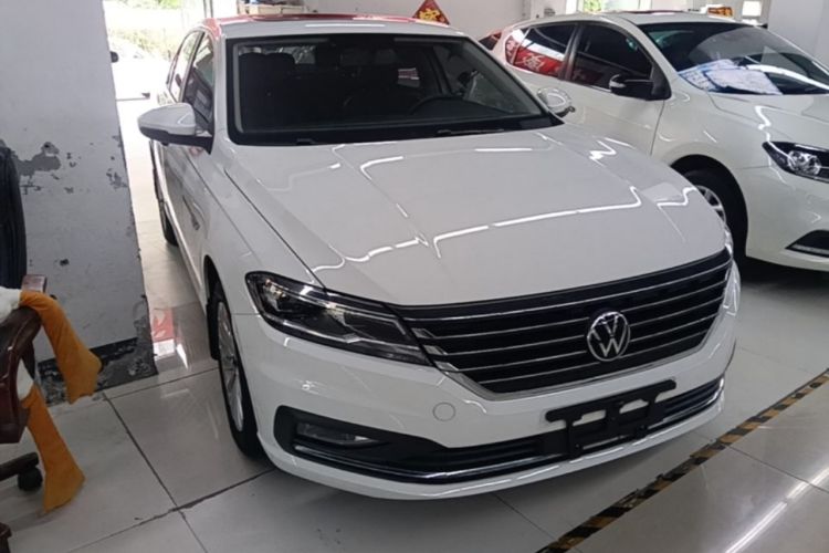 Used Volkswagen Lavida 2021 1.5L Automatic Vision Edition Front Right 45 Deg