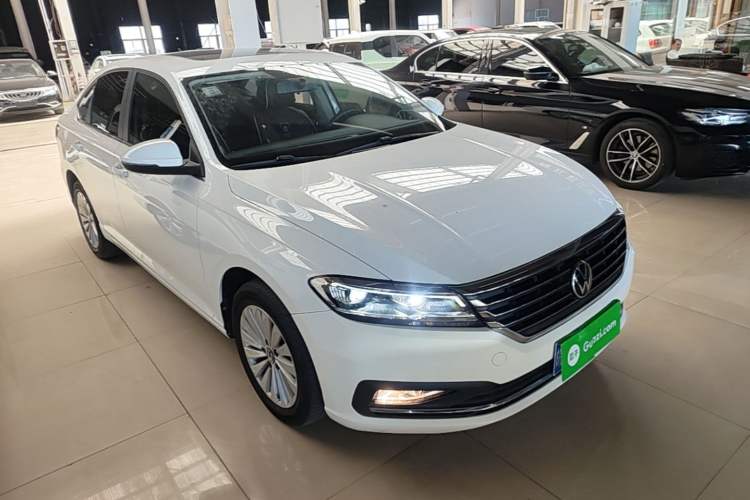 Used Volkswagen Lavida 2021 280TSI DSG Comfort Edition Front Right 45 Deg