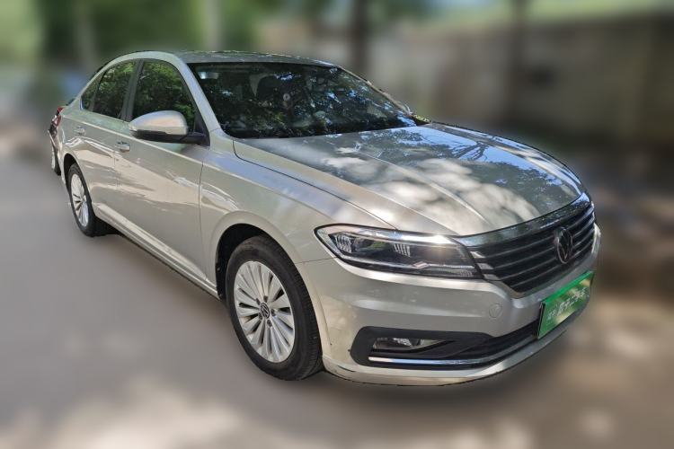 Used Volkswagen Lavida 2021 1.5L Automatic Comfort Edition Front Right 45 Deg