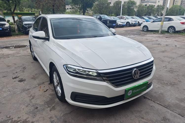 Used Volkswagen Lavida 2021 1.5L Automatic Fashion Edition Front Right 45 Deg