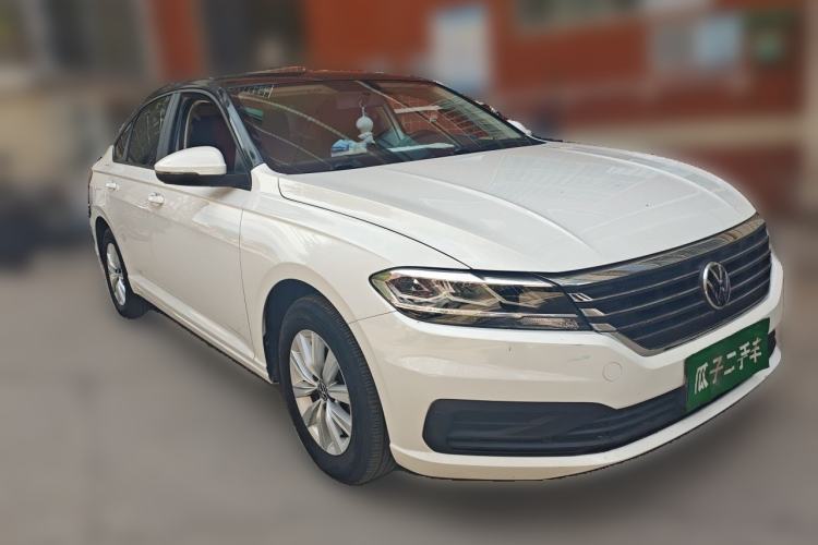 Used Volkswagen Lavida 2021 1.5L Automatic Fashion Edition Front Right 45 Deg
