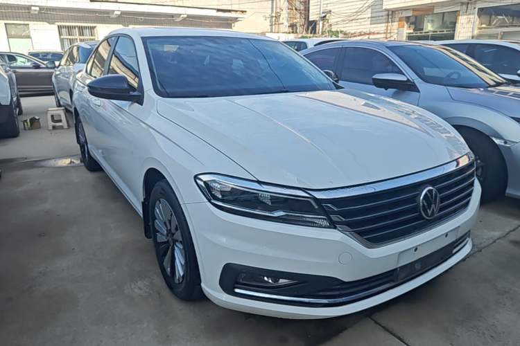 Used Volkswagen Lavida 2021 1.5L Automatic Vision Edition Front Right 45 Deg
