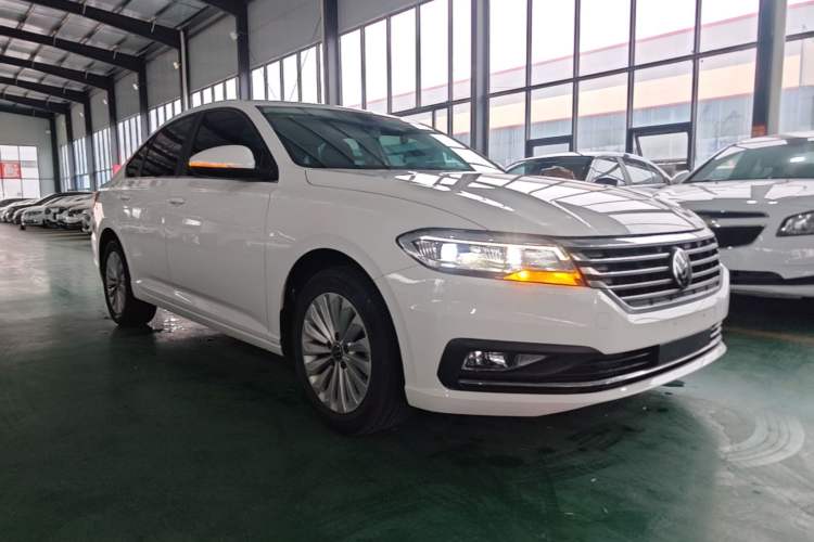 Used Volkswagen Lavida 2021 1.5L Automatic Comfort Edition Front Right 45 Deg