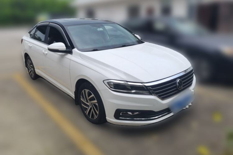 Used Volkswagen Lavida 2021 1.5L Automatic Comfort Edition Front Right 45 Deg