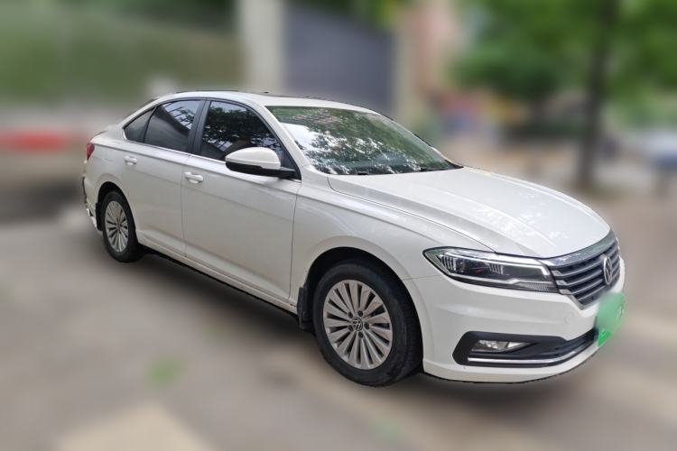 Used Volkswagen Lavida 2021 280TSI DSG Comfort Edition Front Right 45 Deg
