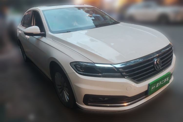 Used Volkswagen Lavida 2021 1.5L Automatic Comfort Edition Front Right 45 Deg