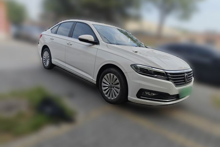 Used Volkswagen Lavida 2021 1.5L Automatic Comfort Edition Front Right 45 Deg