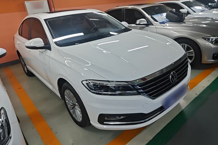 Used Volkswagen Lavida 2021 280TSI DSG Comfort Edition Front Right 45 Deg