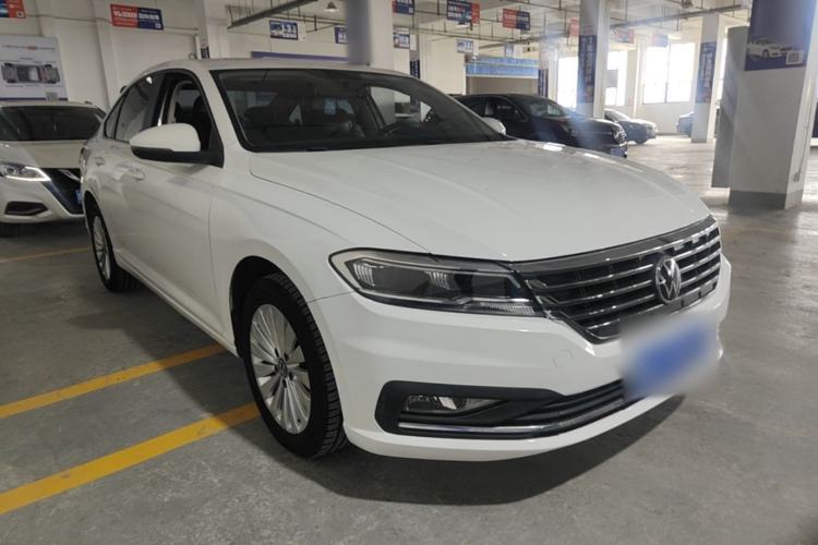 Used Volkswagen Lavida 2021 280TSI DSG Comfort Edition Front Right 45 Deg