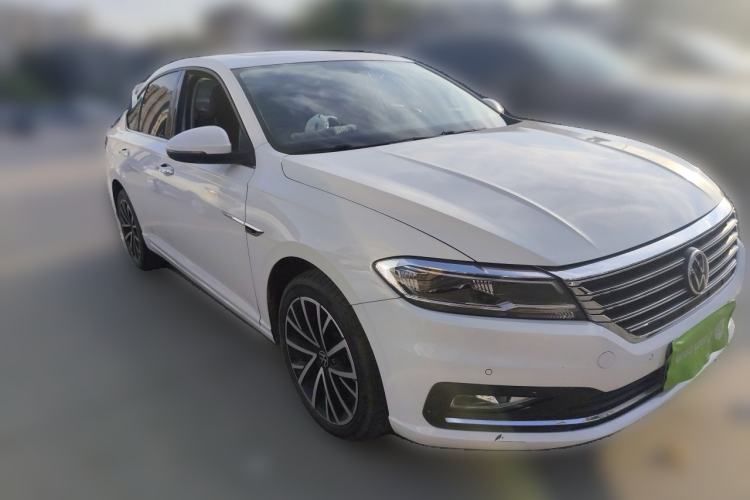 Used Volkswagen Lavida 2021 280TSI DSG Luxury Edition Front Right 45 Deg
