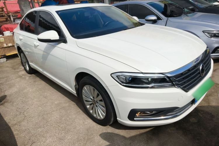 Used Volkswagen Lavida 2021 280TSI DSG Comfort Edition Front Right 45 Deg