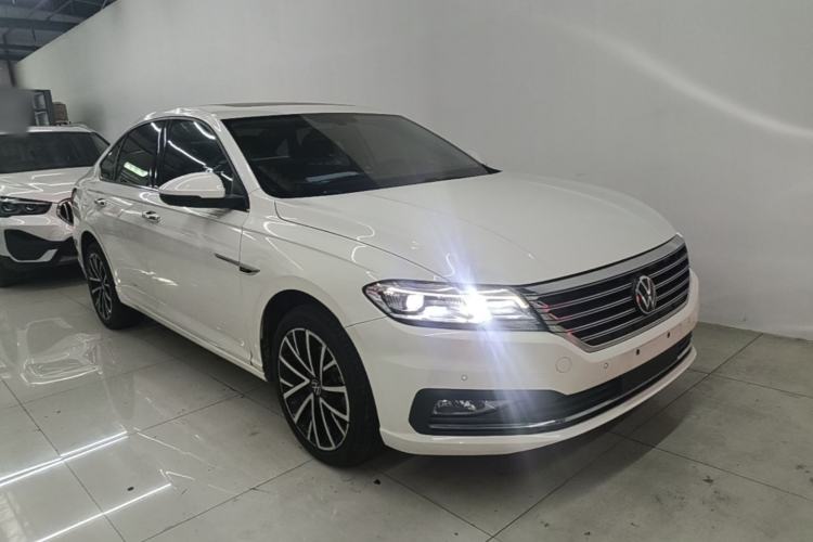 Used Volkswagen Lavida 2021 280TSI DSG Luxury Edition Front Right 45 Deg