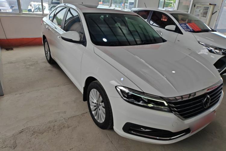 Used Volkswagen Lavida 2021 1.5L Automatic Comfort Edition Front Right 45 Deg