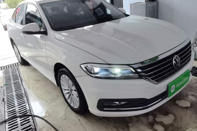Used Volkswagen Lavida 2021 280TSI DSG Comfort Edition Front Right 45 Deg