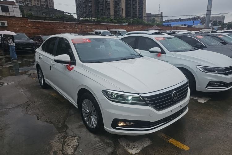Used Volkswagen Lavida 2021 1.5L Automatic Comfort Edition Front Right 45 Deg