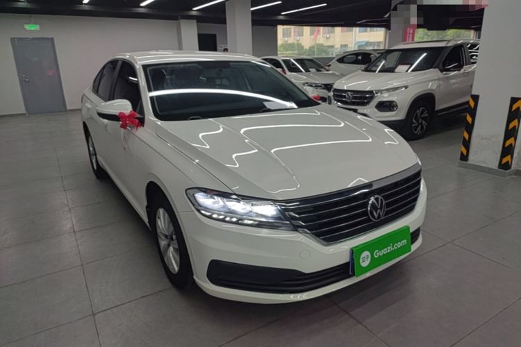 Used Volkswagen Lavida 2021 1.5L Automatic Fashion Edition Front Right 45 Deg