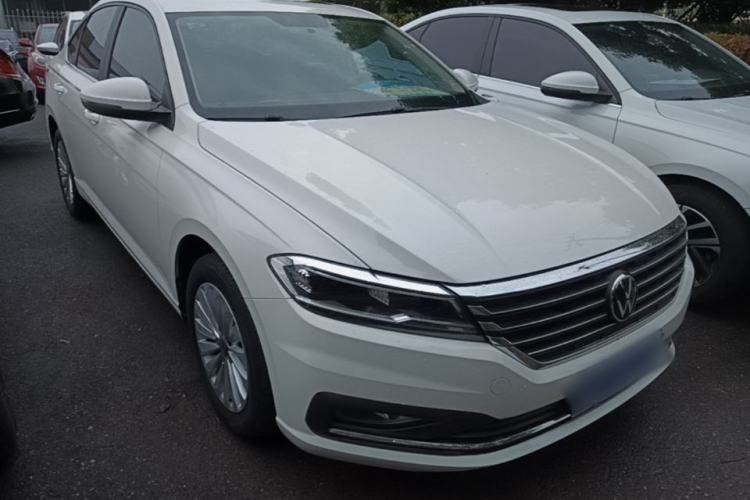 Used Volkswagen Lavida 2021 280TSI DSG Comfort Edition Front Right 45 Deg