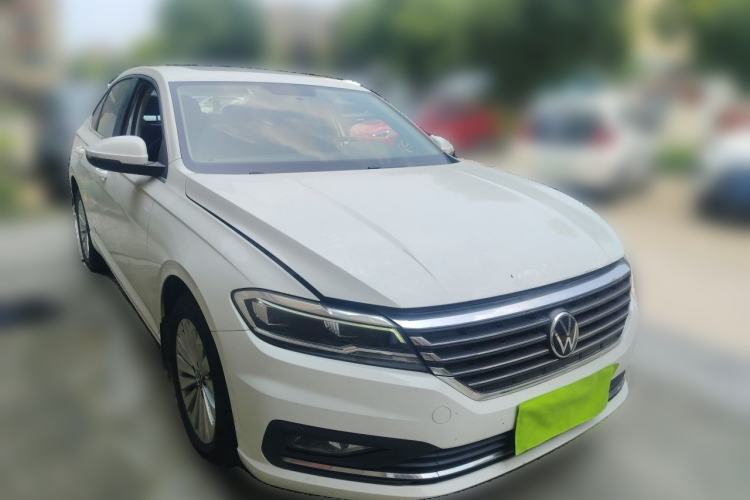 Used Volkswagen Lavida 2021 280TSI DSG Comfort Edition Front Right 45 Deg
