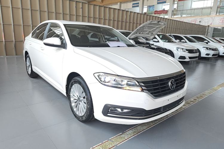 Used Volkswagen Lavida 2021 280TSI DSG Comfort Edition Front Right 45 Deg